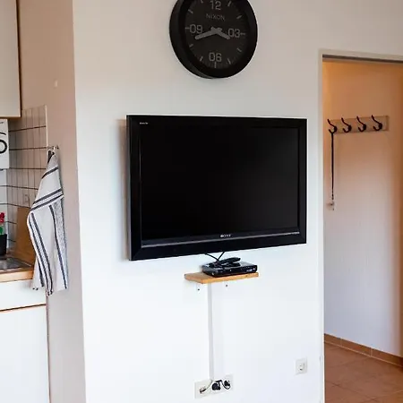 Appartamento Mit Seeblick — Sport Und Erholung *